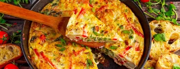 Plat cuisiné de frittata 