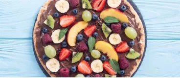 Une pizza sucrée au fruits et au chocolat Côte d’Or®