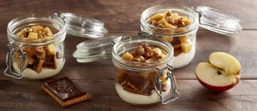 Trifles individuels pommes, cannelle, noix avec Petit Écolier