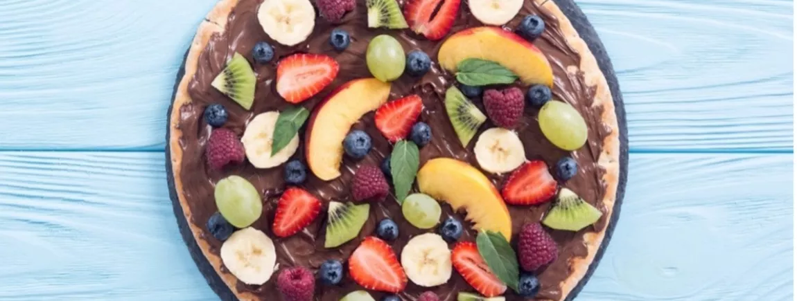 Une pizza sucrée au fruits et au chocolat Côte d’Or®