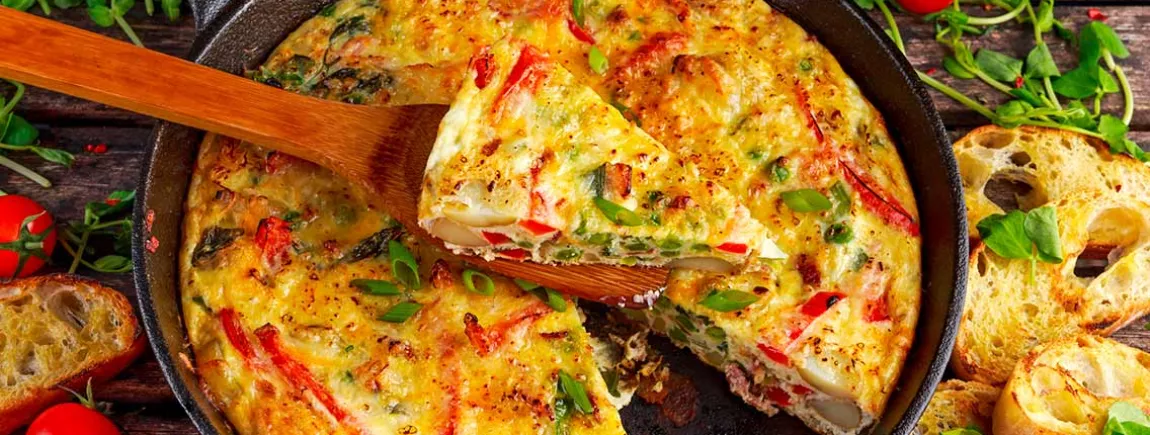 Plat cuisiné de frittata 